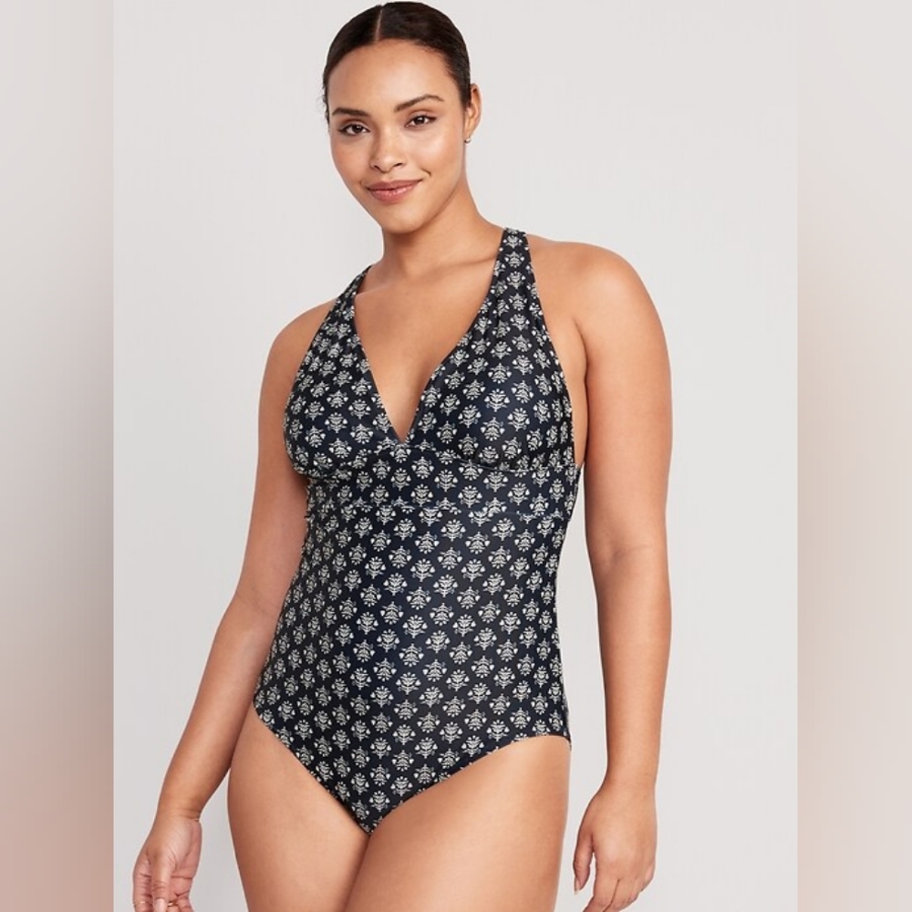 Old Navy Black One Piece Swimsuit with Geometric Pattern 4X NWT